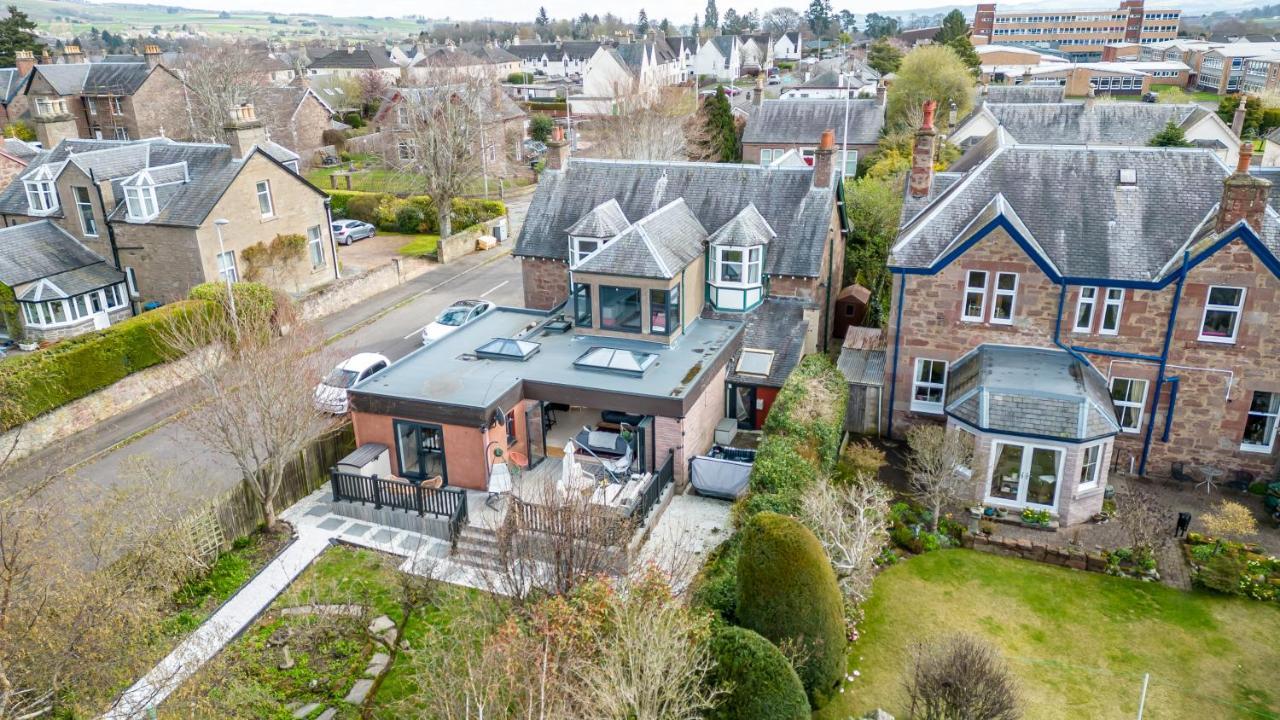 Gilmore House - 5 Bedroom Victorian Home With Hot Tub Blairgowrie and Rattray Exterior photo